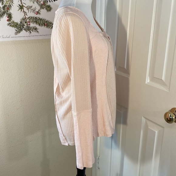 LISTCLE Long Sleeve Waffle Knit Top Dusty Pink Size M - Picture 6 of 12